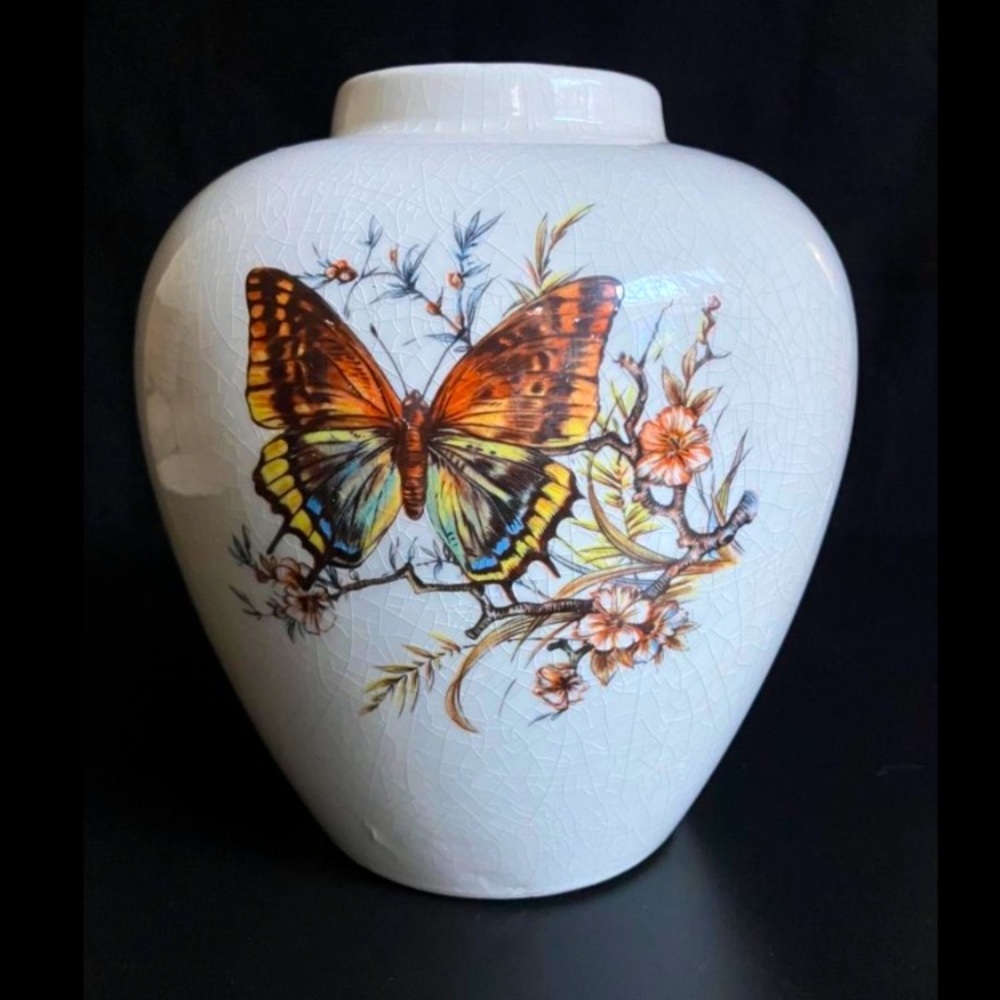 Vintage Treasure Craft Ceramics Butterfly Urn/Vase no Lid